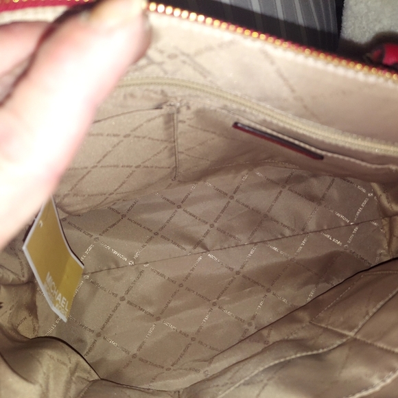 NWT Michael Michael Kors Lg TZ Satchel "CIARA" w/ matched  Wallet - Picture 9 of 10